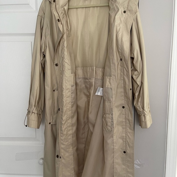 Jones New York Trench Coat - Picture 3 of 3